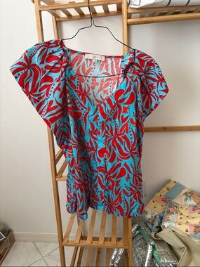 LOFT Turquoise V-Neck Flutter Sleeve Top with Red Floral Print